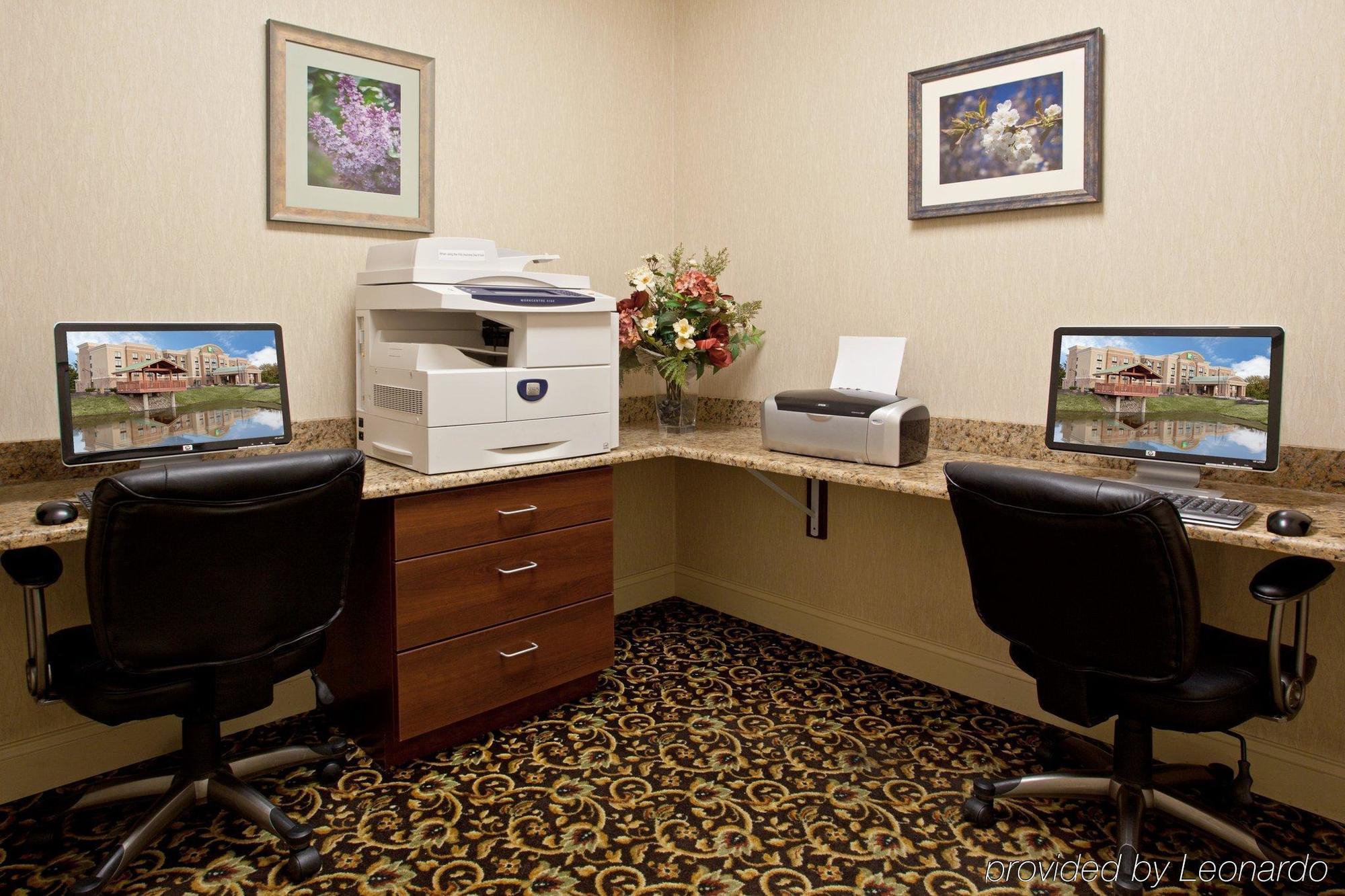 Holiday Inn Express Hotel & Suites Rochester Webster By Ihg Extérieur photo